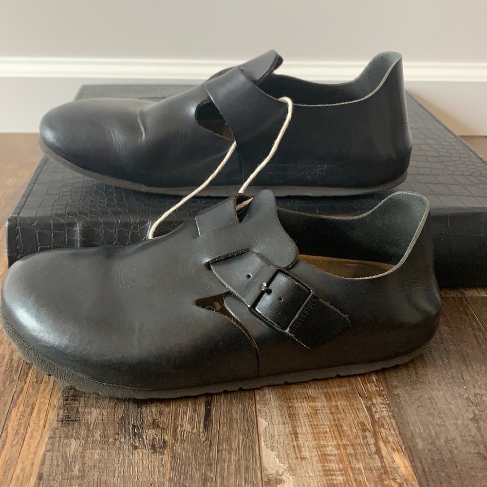 Birkenstock women’s size 39